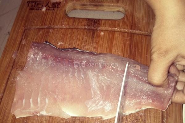 宝宝版鱼丸（12个月宝宝辅食）的做法图解7