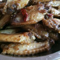 辣辣辣辣椒鸡翅的做法[图]