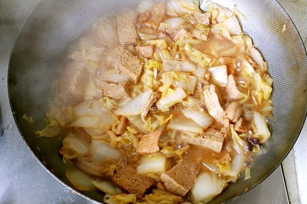 冻豆腐炖白菜的做法图解11