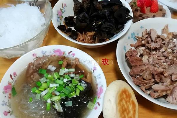 羊肉泡馍的做法图解1