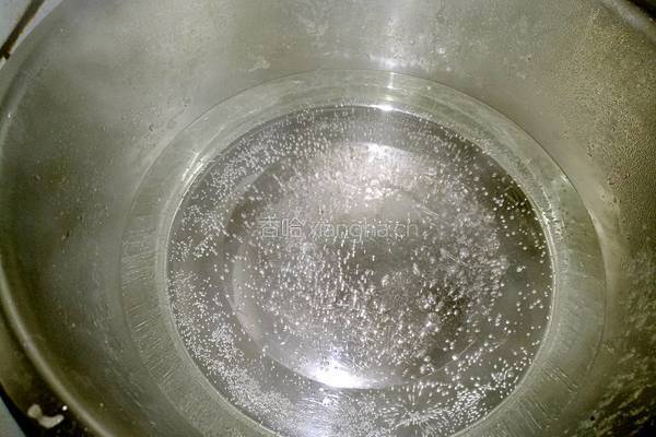 蒜苔炒肉的做法图解3