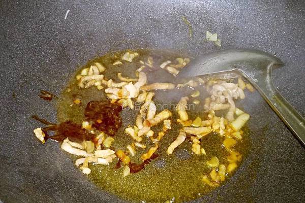蒜苔炒肉的做法图解7