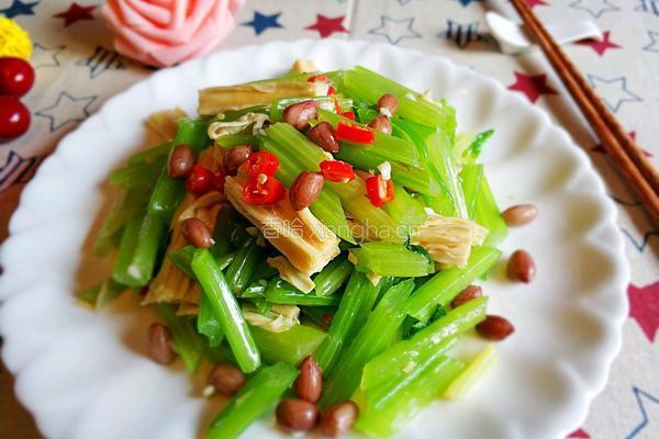 芹菜花生拌腐竹的做法图解10