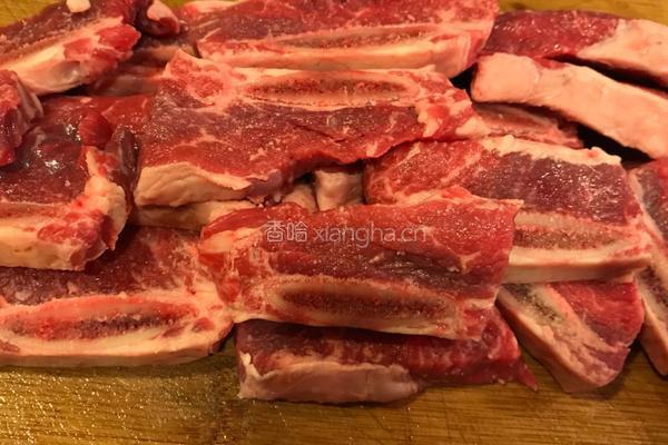 生炒牛仔骨-Shirt Rib的做法图解1