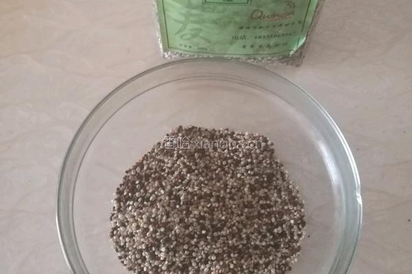黎麦炒糯米饭的做法图解1