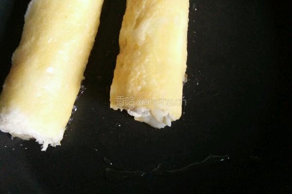 鱼肉夹心鸡蛋吐司卷的做法图解8