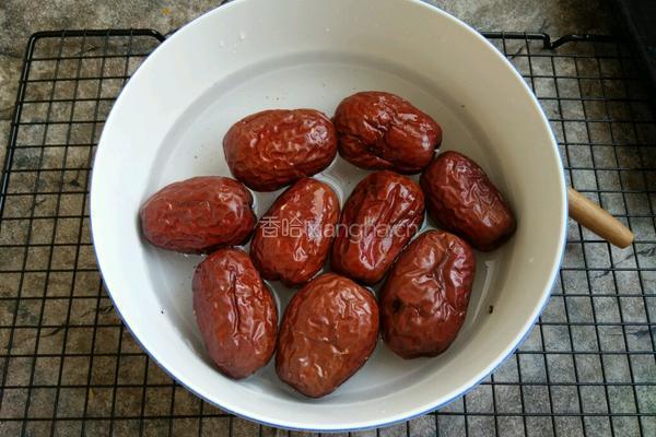 枣香米饭的做法图解1