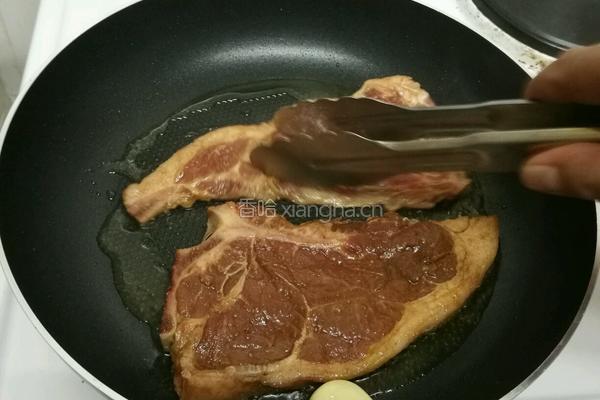 黑胡椒牛排