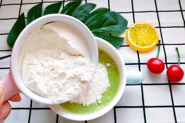 宝宝黄瓜松饼的做法图解3
