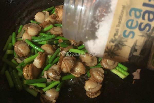 蒜苔炒扇贝的做法图解12
