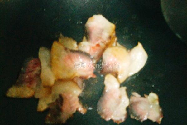 腊肉炒青菜的做法图解1