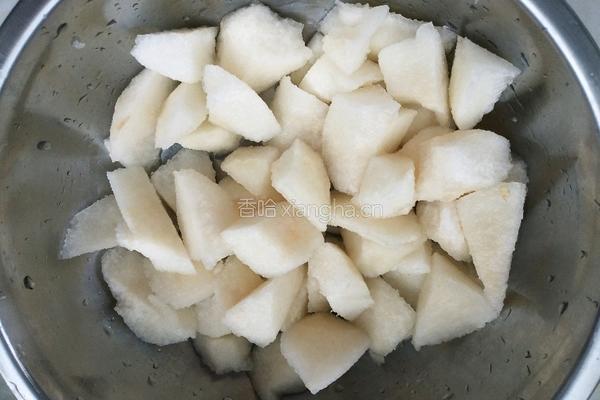 银耳雪梨红枣汤的做法图解6