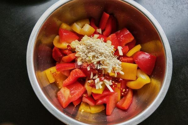 缤纷彩椒的做法图解7