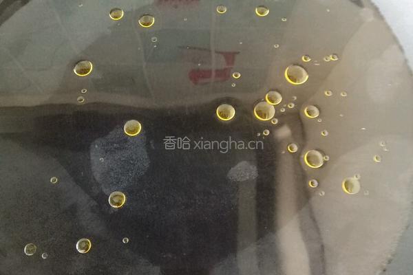 芹菜叶小咸菜的做法图解2