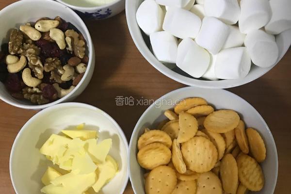 雪花酥的做法图解1