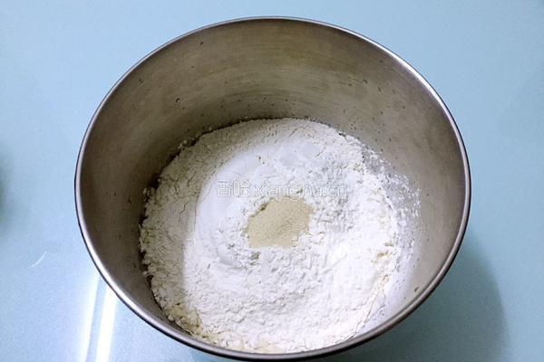蜜豆吐司的做法图解1
