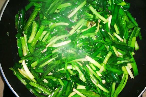 韭菜炒蛋的做法图解4