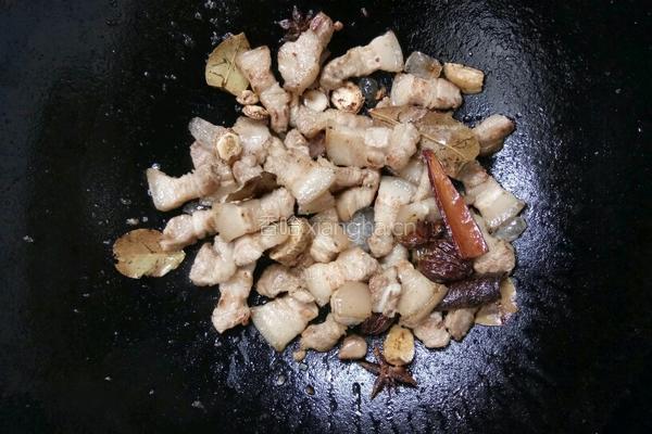 山楂红烧肉的做法图解4