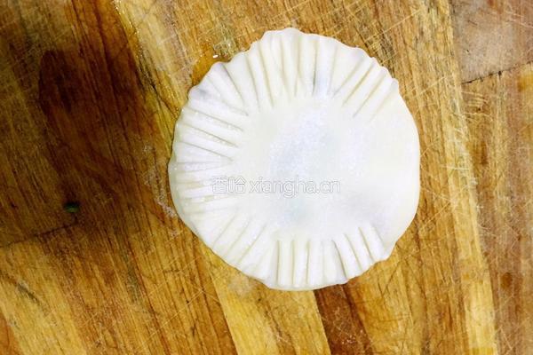 面皮灌蛋饼的做法图解4
