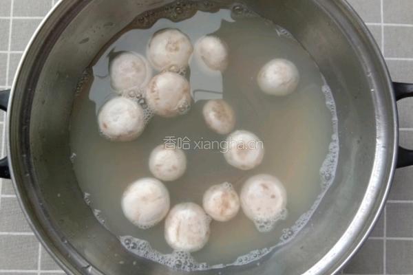茄汁蘑菇的做法图解2
