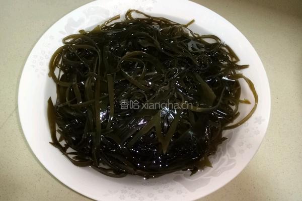 凉拌酸辣海带的做法图解1