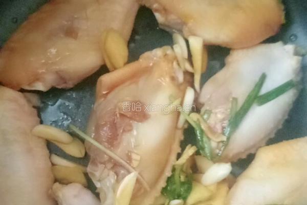 压力锅鸡翅的做法图解2