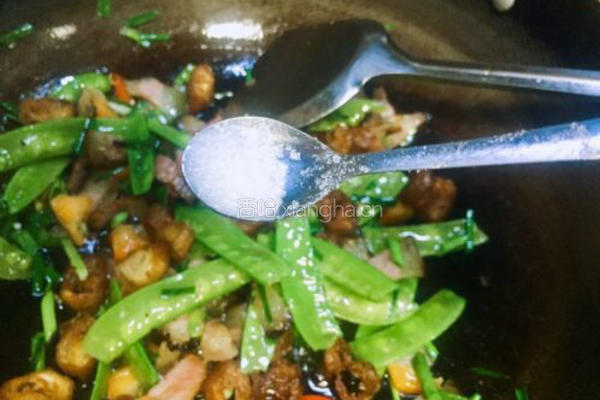 回锅油条炒腊肉的做法图解14