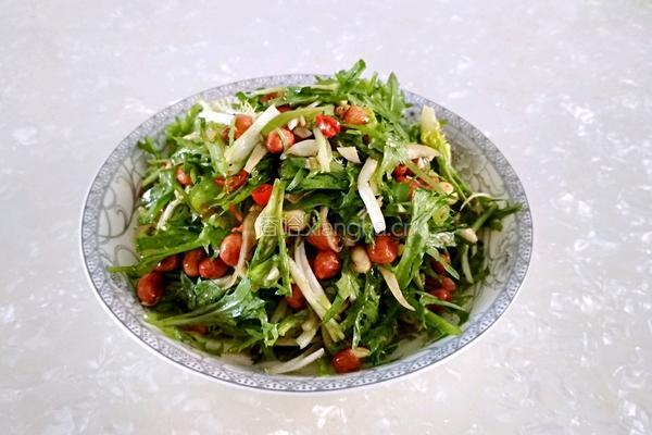 凉拌陈醋苦菊花生米的做法图解13