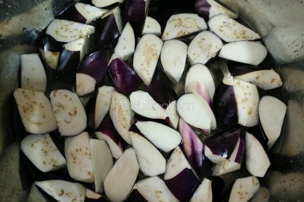 红烧茄子的做法图解1