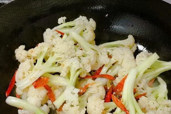 腊肉炒花菜的做法图解6