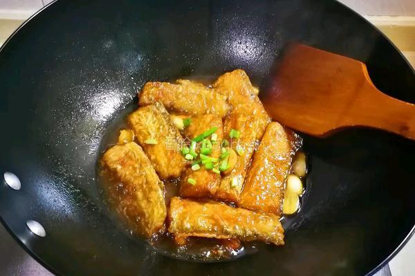 蒜香带鱼的做法图解19
