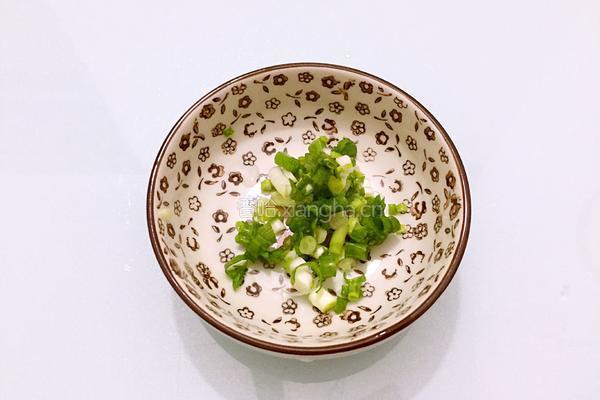 糖醋脆皮豆腐的做法图解2