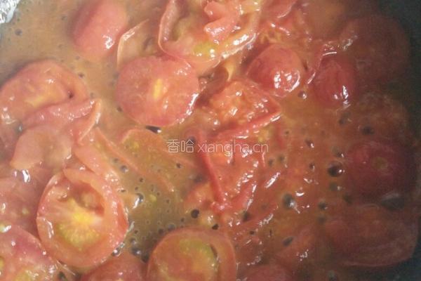 圣女果牛肉蔬菜热干面的做法图解7