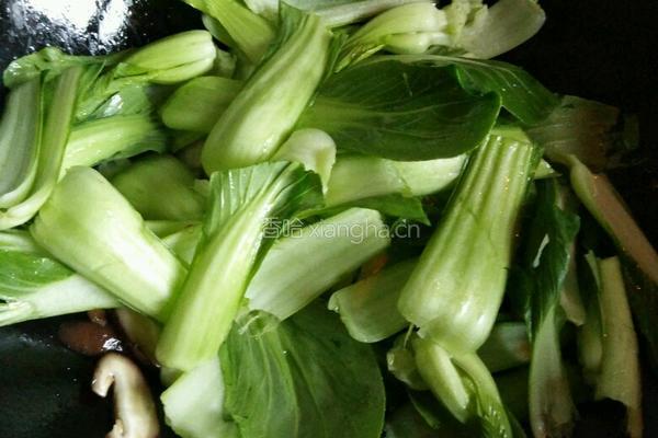 香菇炒油菜的做法图解6