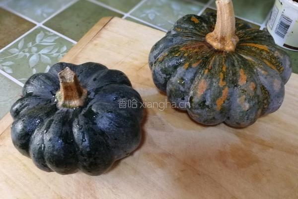 红豆糯米南瓜盅的做法图解1