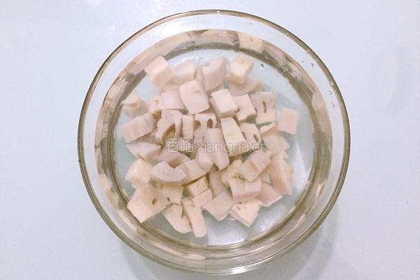 糖醋藕丁的做法图解7