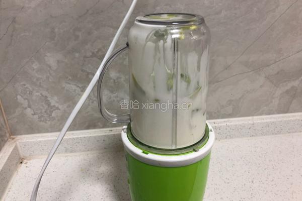 牛油果酸奶的做法图解3