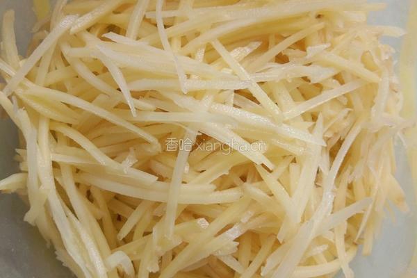 干煸土豆丝的做法图解1