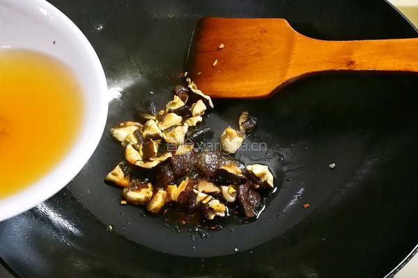 香菇菜心的做法图解15