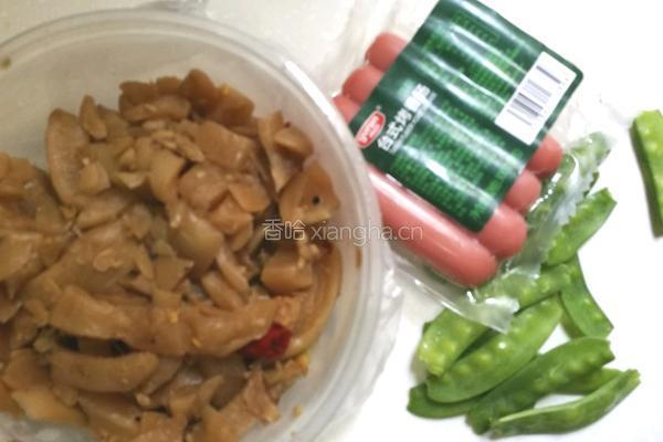 荷兰豆火腿蛋炒饭的做法图解2