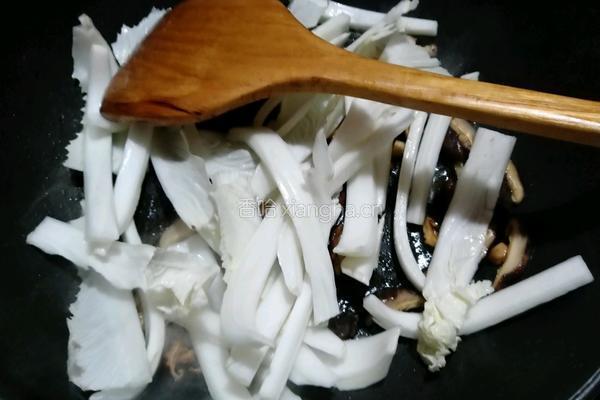酸辣白菜的做法图解7