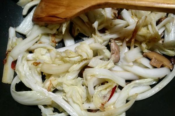 酸辣白菜的做法图解9