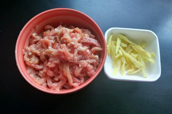 杏鲍菇炒肉丝的做法图解3