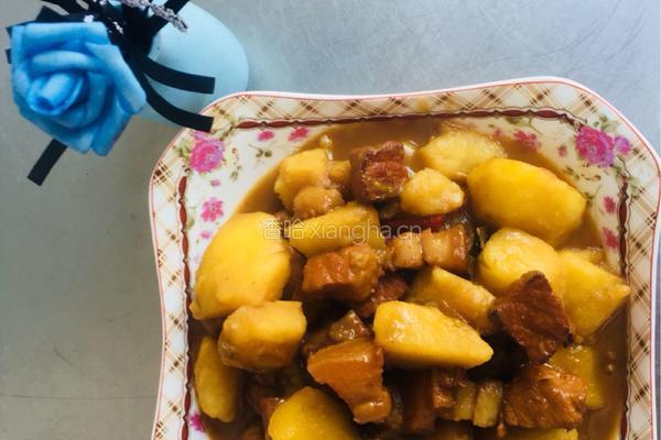 土豆红烧肉的做法图解7
