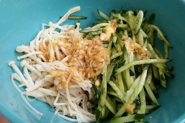 香辣金针菇的做法图解9