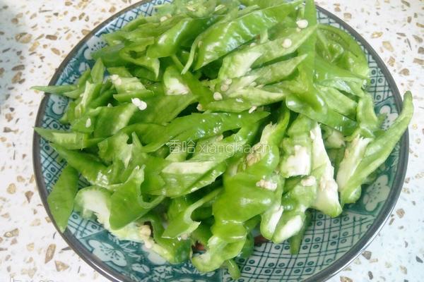 西红柿炒菜花的做法图解1
