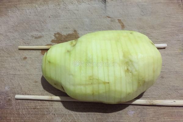 风琴土豆的做法图解2