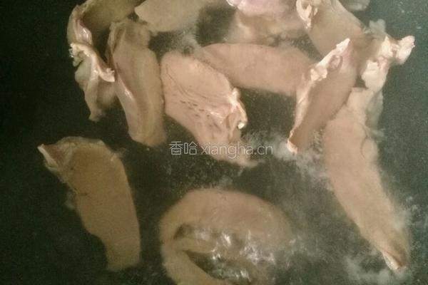 四神猪心汤的做法图解4