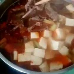 狗排骨炖豆腐的做法[图]