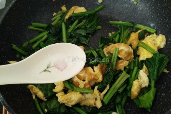 菠菜炒鸡蛋的做法图解5